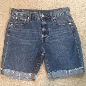 Gap denim Bermuda shorts Sz 25